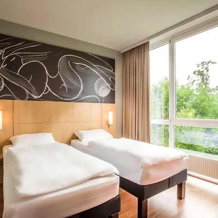Ibis Woerthersee Отель 3*